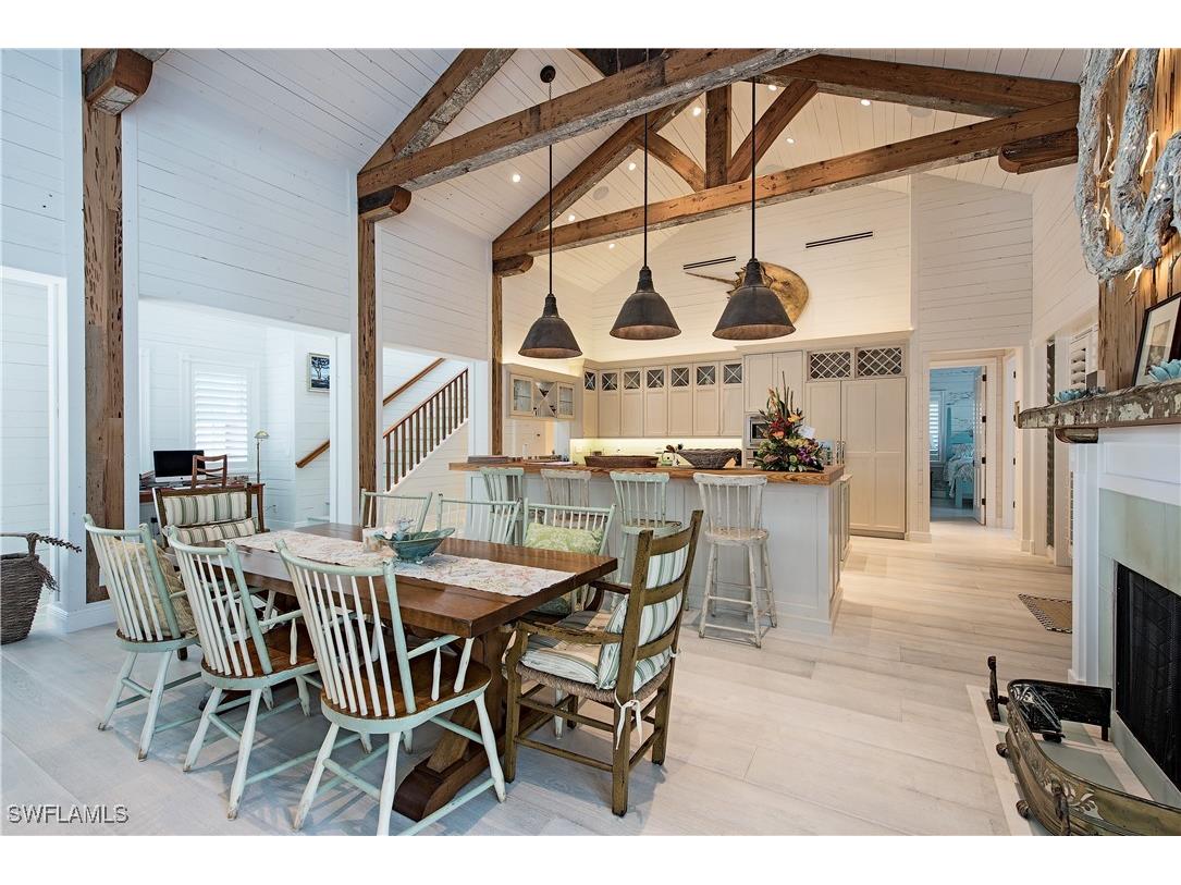 461 16th Avenue S Naples FL 34102 225079948 image9