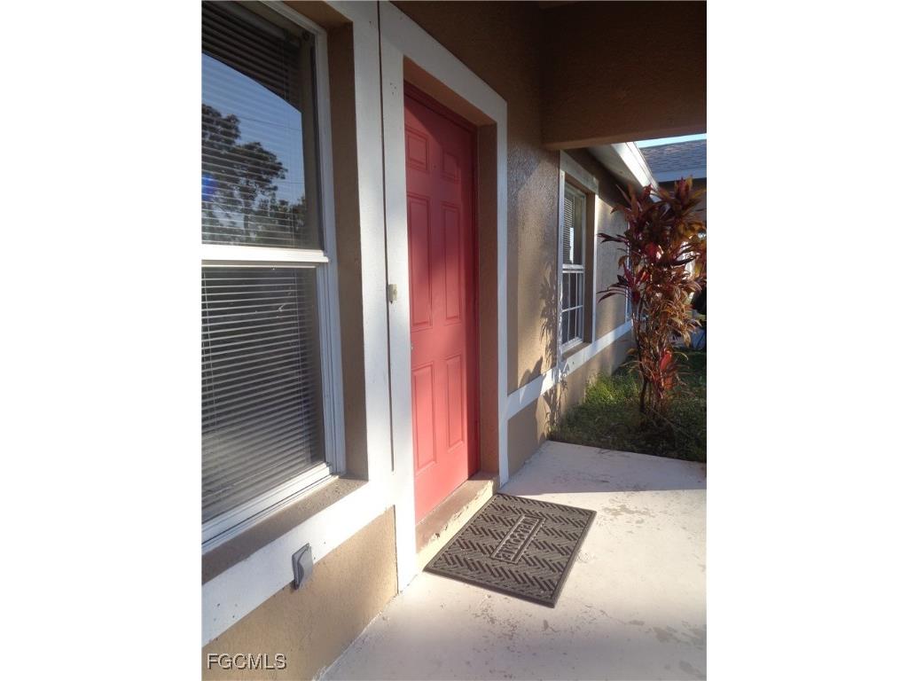 461/463 Loretta Avenue S Lehigh Acres FL 33974 2026004114 image14