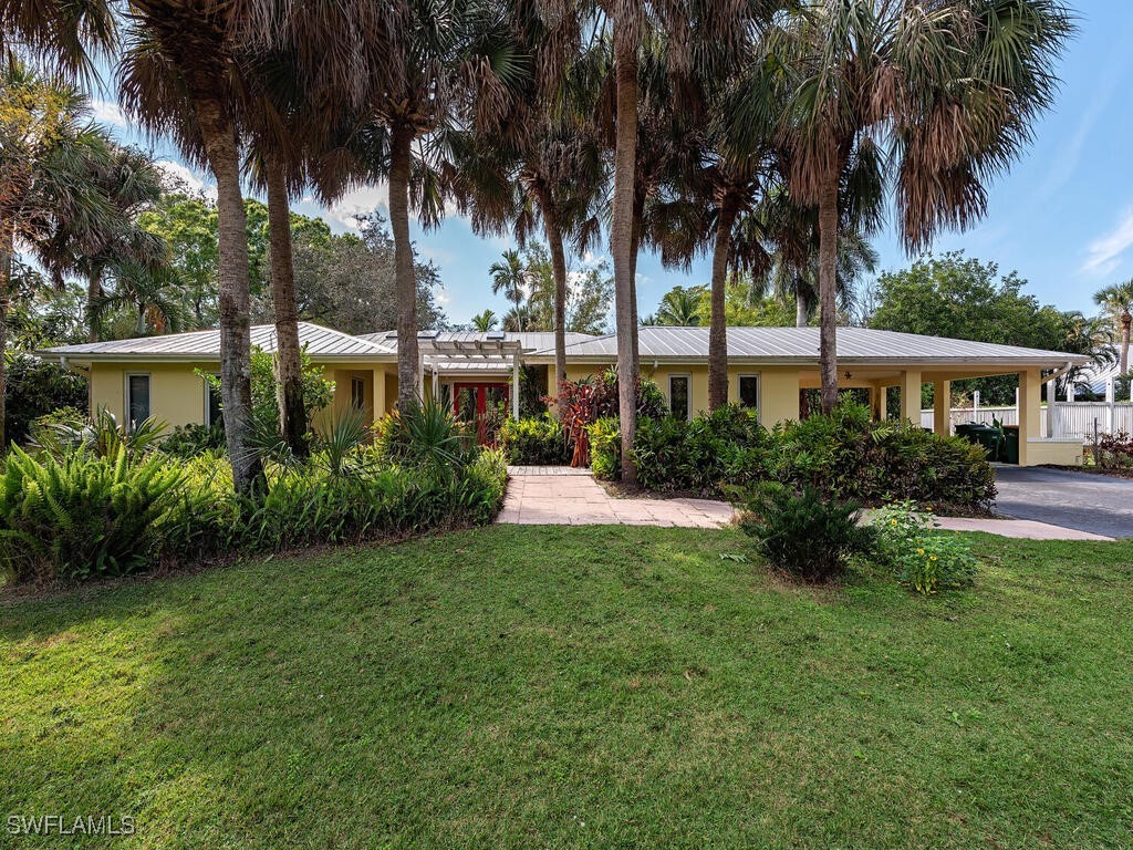 461 Carica Road Naples FL 34108 224013010 image1