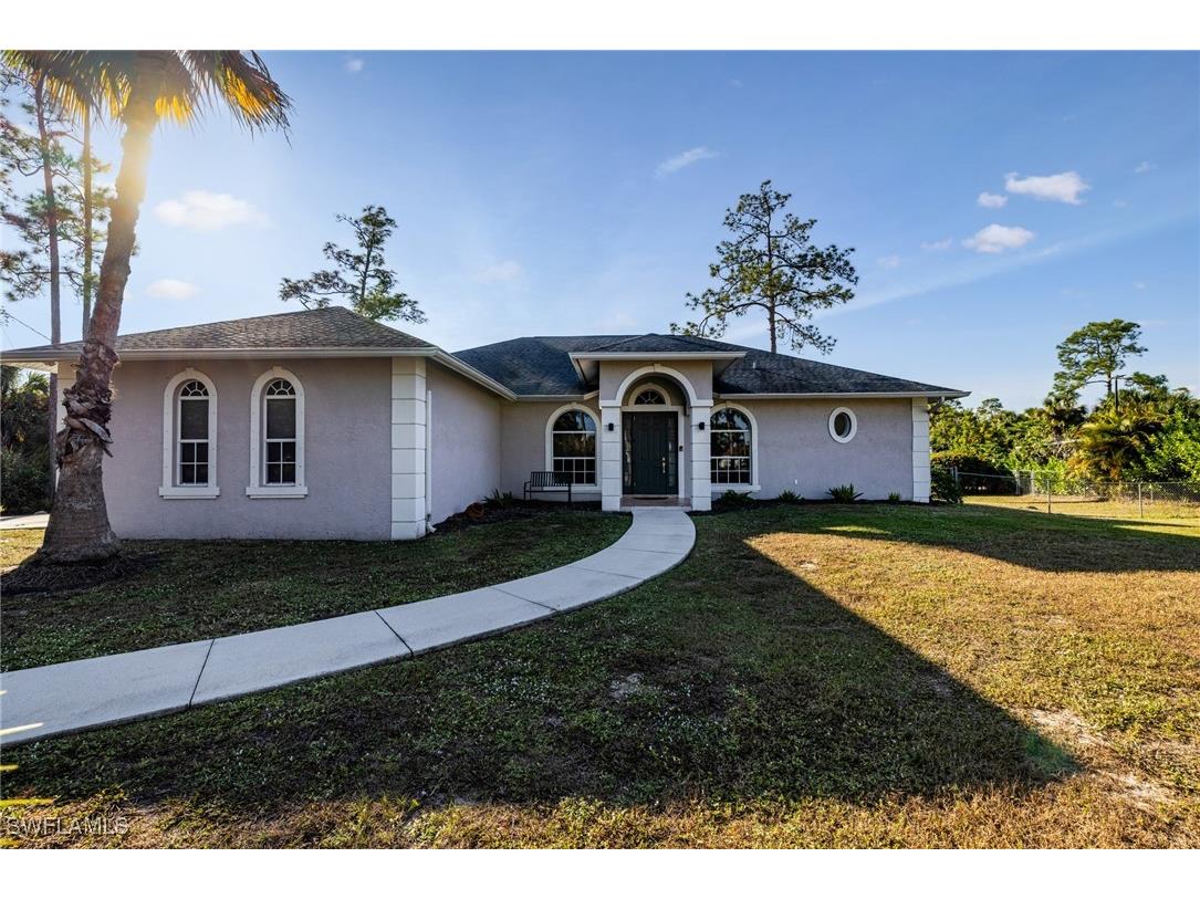 461 Everglades Boulevard N Naples FL 34120 225084428 image1