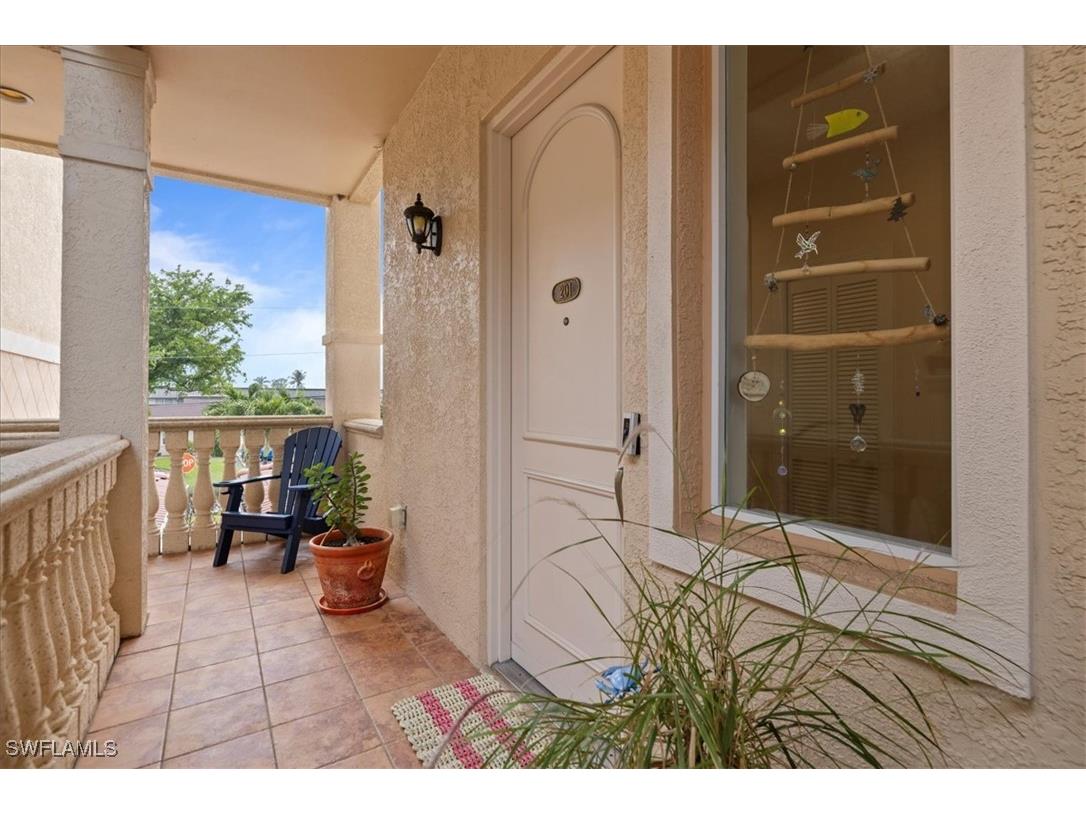 4610 SE 5th Place #201 Cape Coral FL 33904 225008105 image3