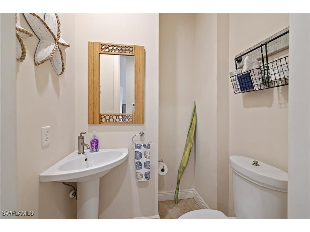 4610 SE 5th Place #201 Cape Coral FL 33904 225008105 image32