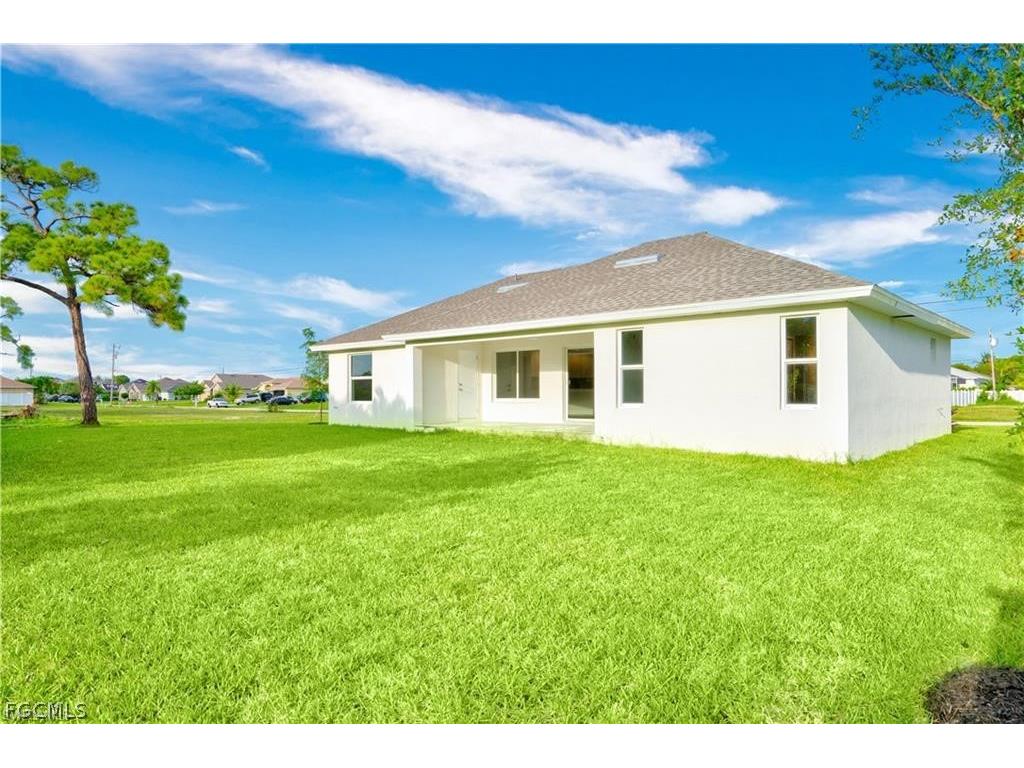 4610 SW 9th Place Cape Coral FL 33914 2026008275 image24
