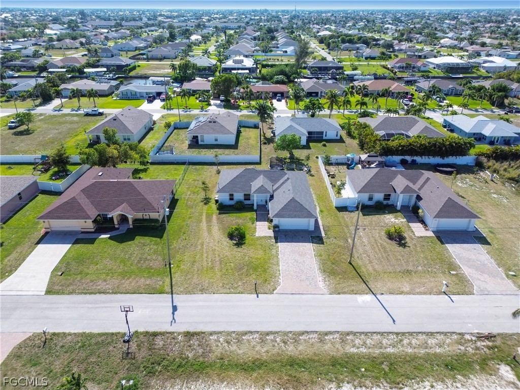 4610 SW 9th Place Cape Coral FL 33914 2026008275 image36