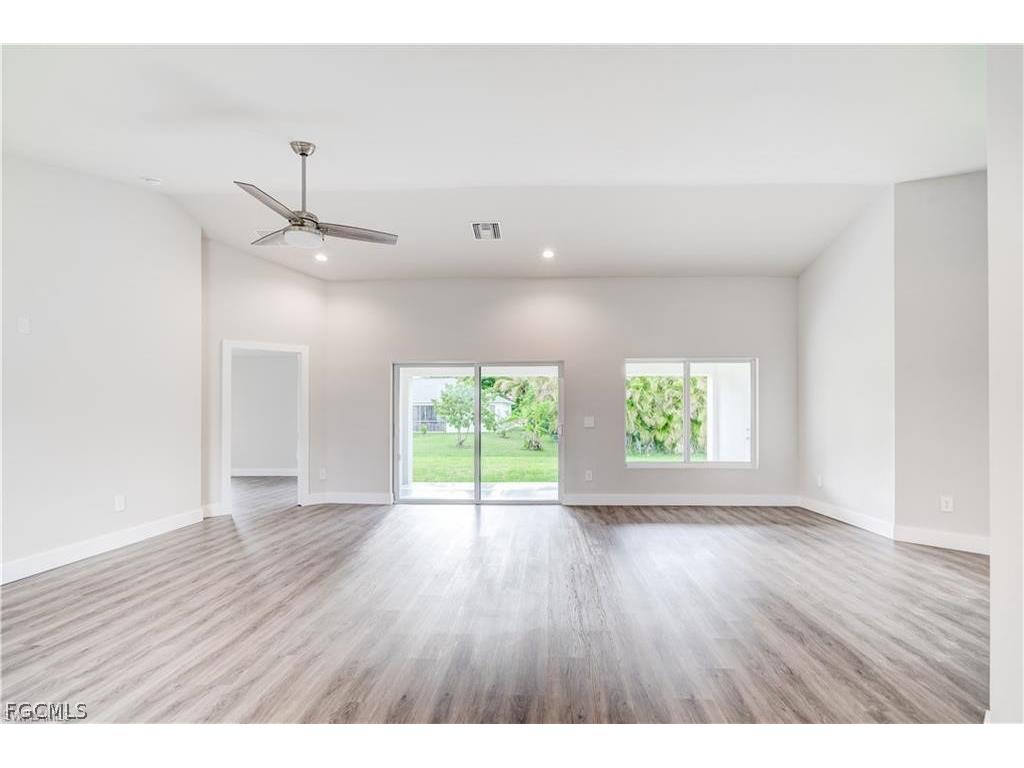 4610 SW 9th Place Cape Coral FL 33914 2026008275 image7