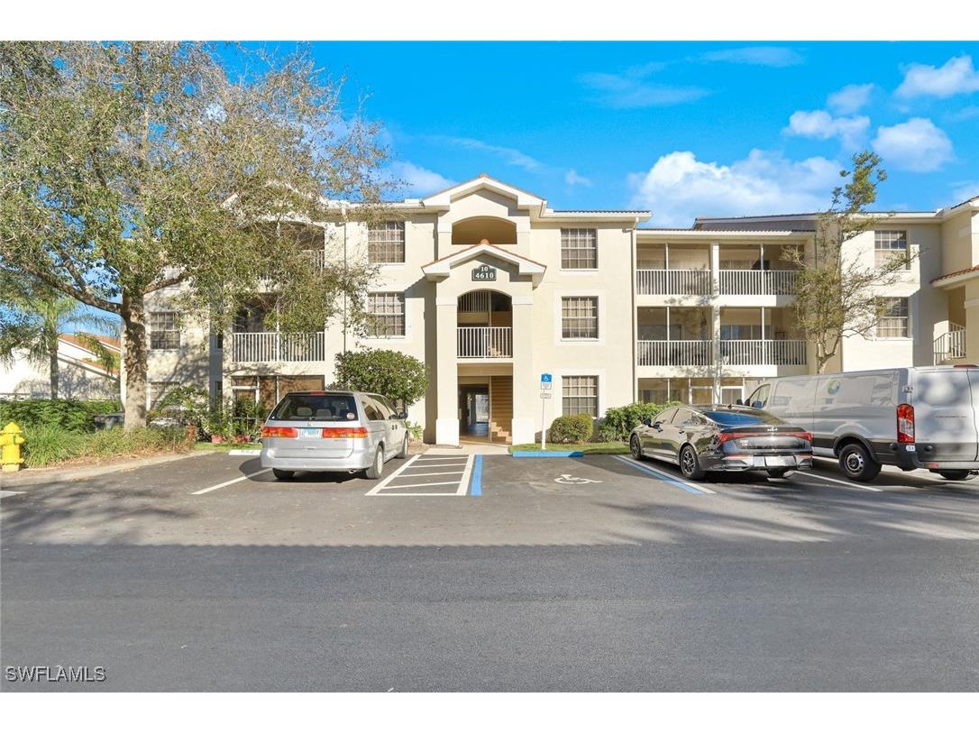 4610 Saint Croix Lane #1027 Naples FL 34109 226001780 image2
