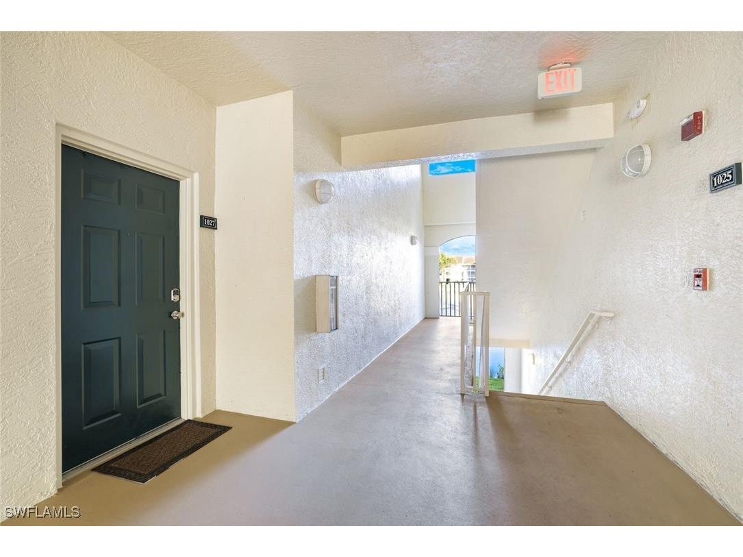 4610 Saint Croix Lane #1027 Naples FL 34109 226001780 image3