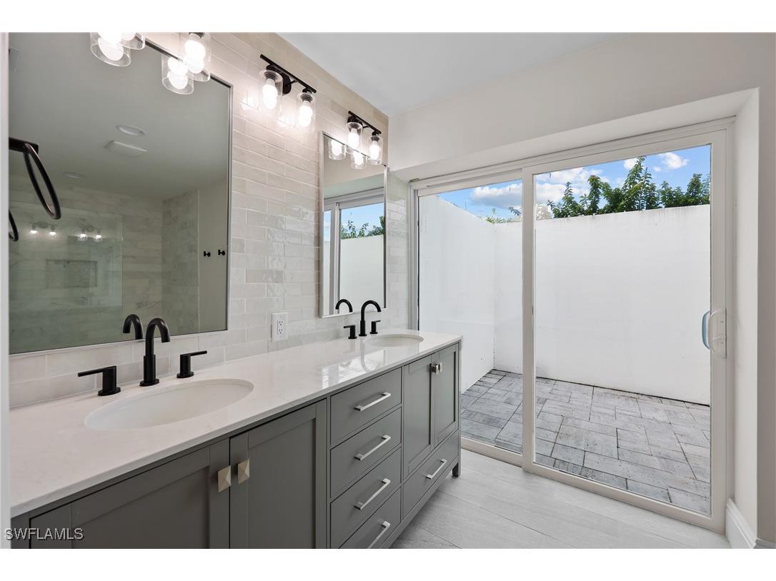 4611 Crayton Road Naples FL 34103 225066460 image20