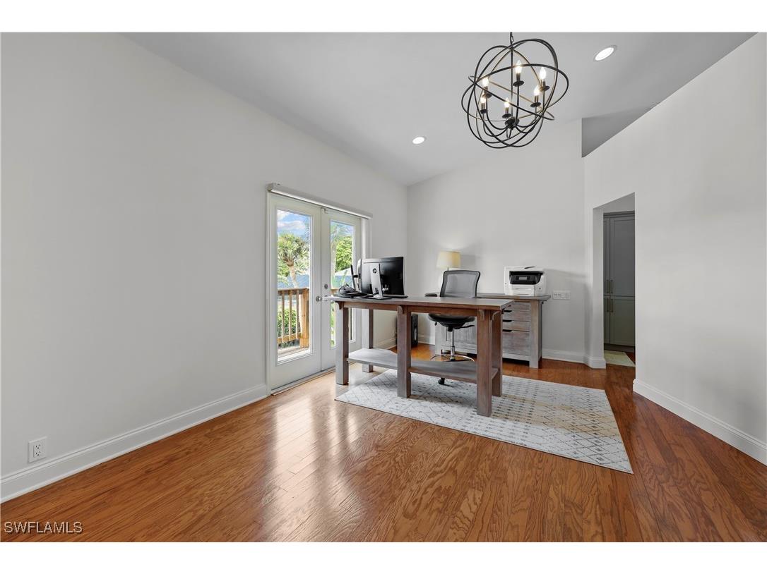 4611 Crayton Road Naples FL 34103 225066460 image27