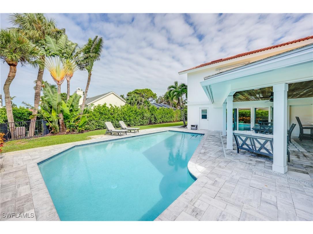 4611 Crayton Road Naples FL 34103 225066460 image33