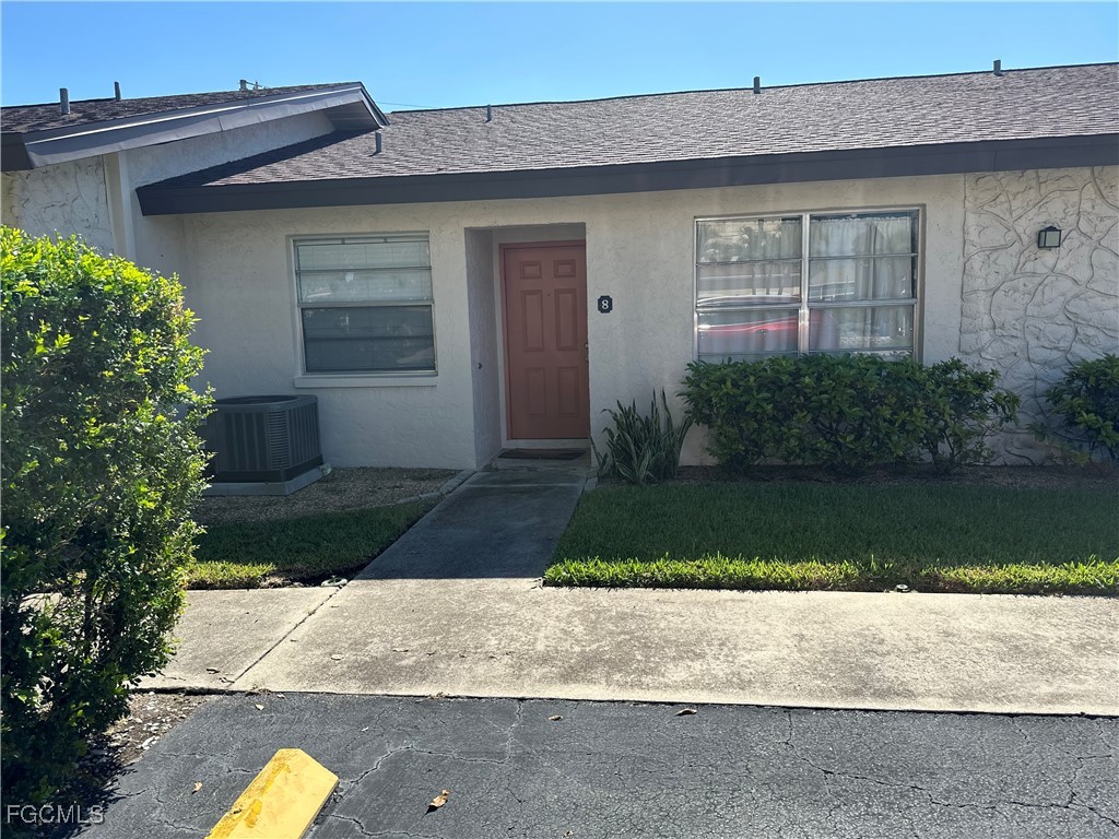 4611 SE 5th Place #8 Cape Coral FL 33904 2025004982 image1