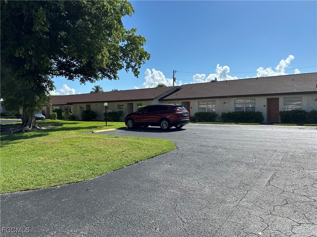 4611 SE 5th Place #8 Cape Coral FL 33904 2025004982 image2