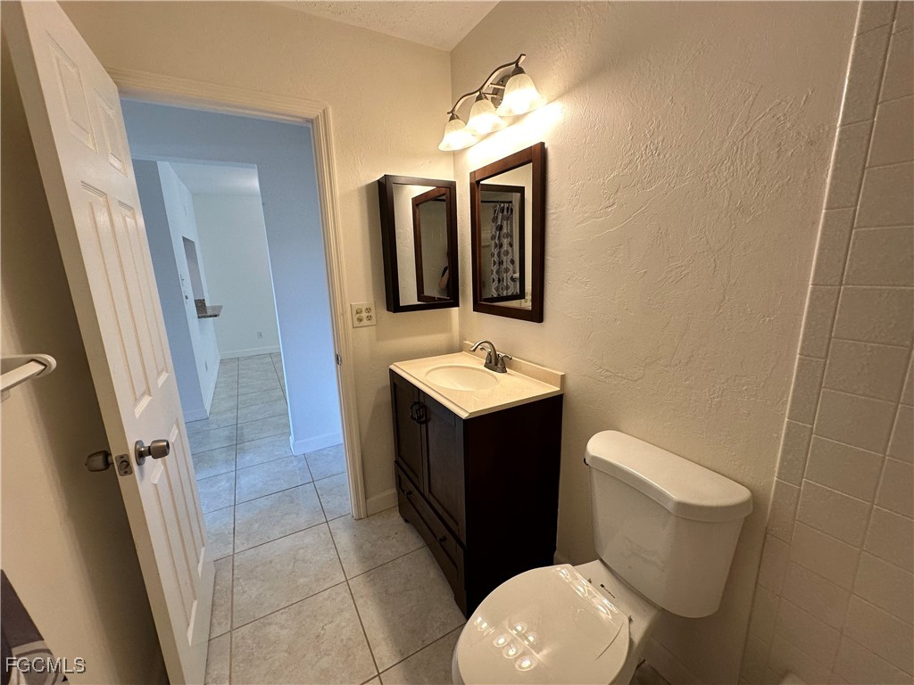 4611 SE 5th Place #8 Cape Coral FL 33904 2025004982 image25