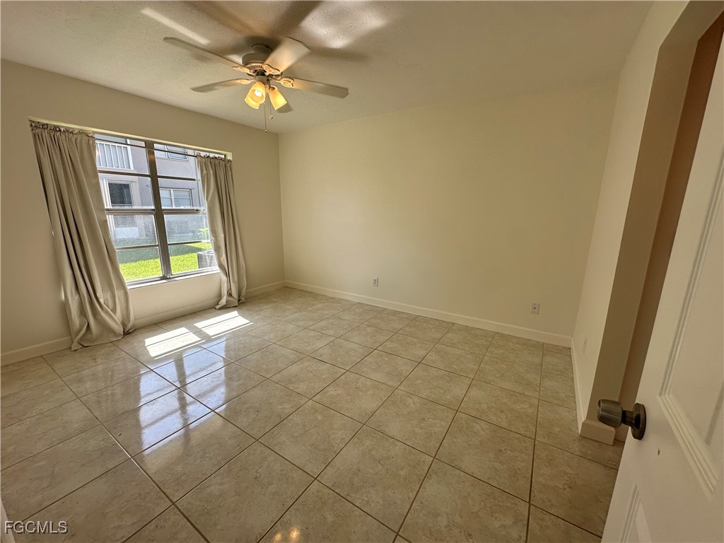 4611 SE 5th Place #8 Cape Coral FL 33904 2025004982 image29
