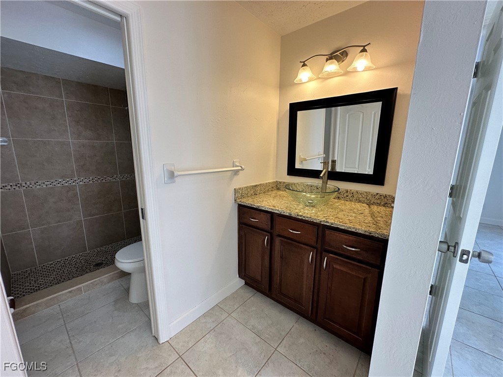 4611 SE 5th Place #8 Cape Coral FL 33904 2025004982 image34