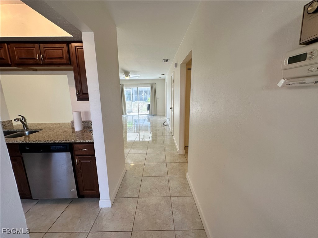 4611 SE 5th Place #8 Cape Coral FL 33904 2025004982 image7