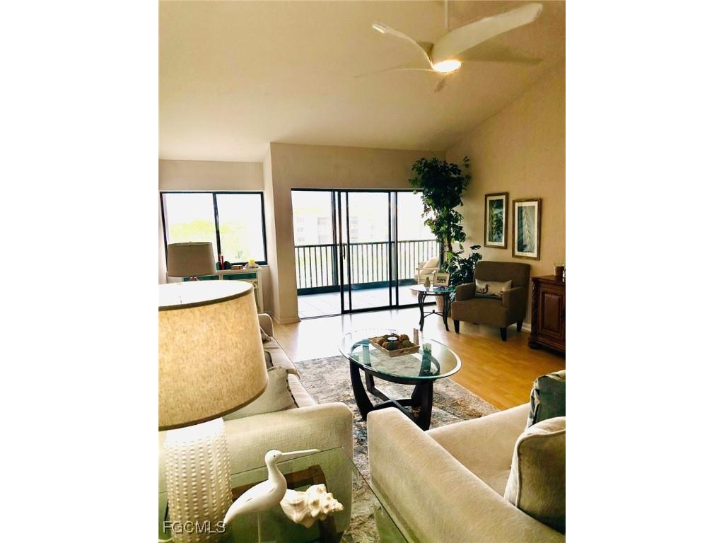 4612 Flagship Drive #405 Fort Myers FL 33919 2025008114 image4