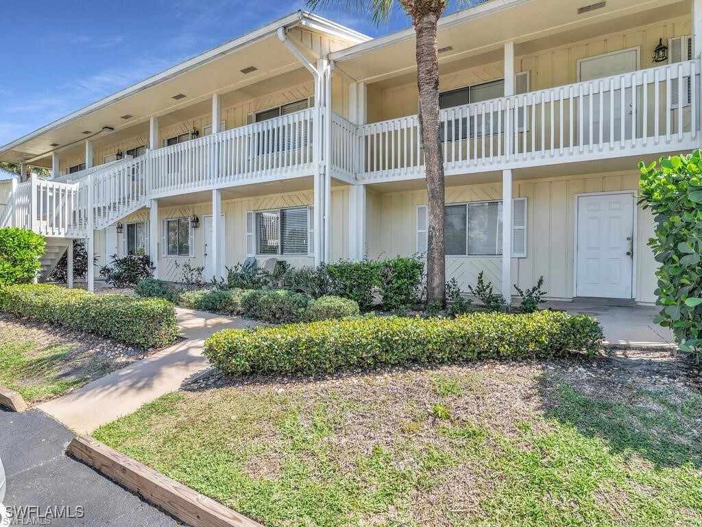 4613 Bayshore Drive #B2 Naples FL 34112 224099796 image1