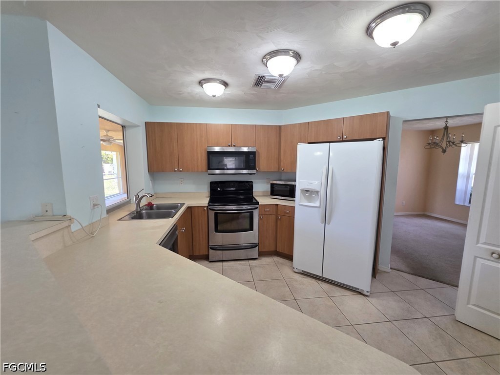 4614 SW 9th Place Cape Coral FL 33914 2026019786 image9