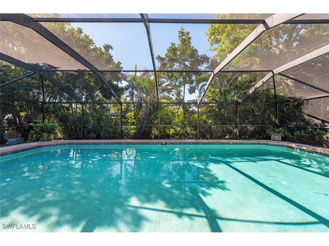 4616 Chippendale Drive Naples FL 34112 225030009 image12