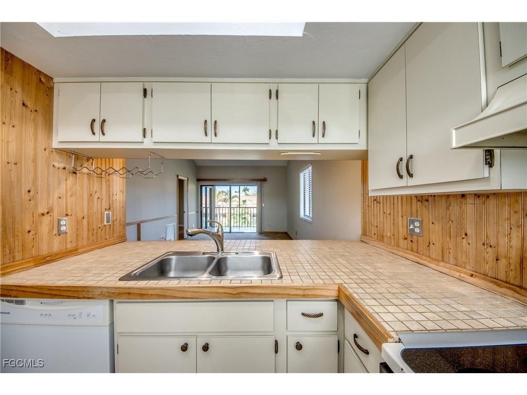 4616 SE 6th Avenue #202 Cape Coral FL 33904 2025022992 image6