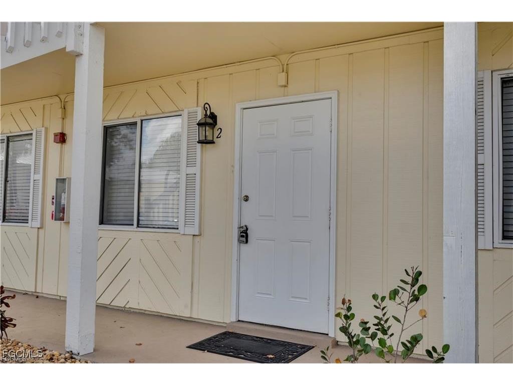 4617 Bayshore Drive #H2 Naples FL 34112 2026004301 image3