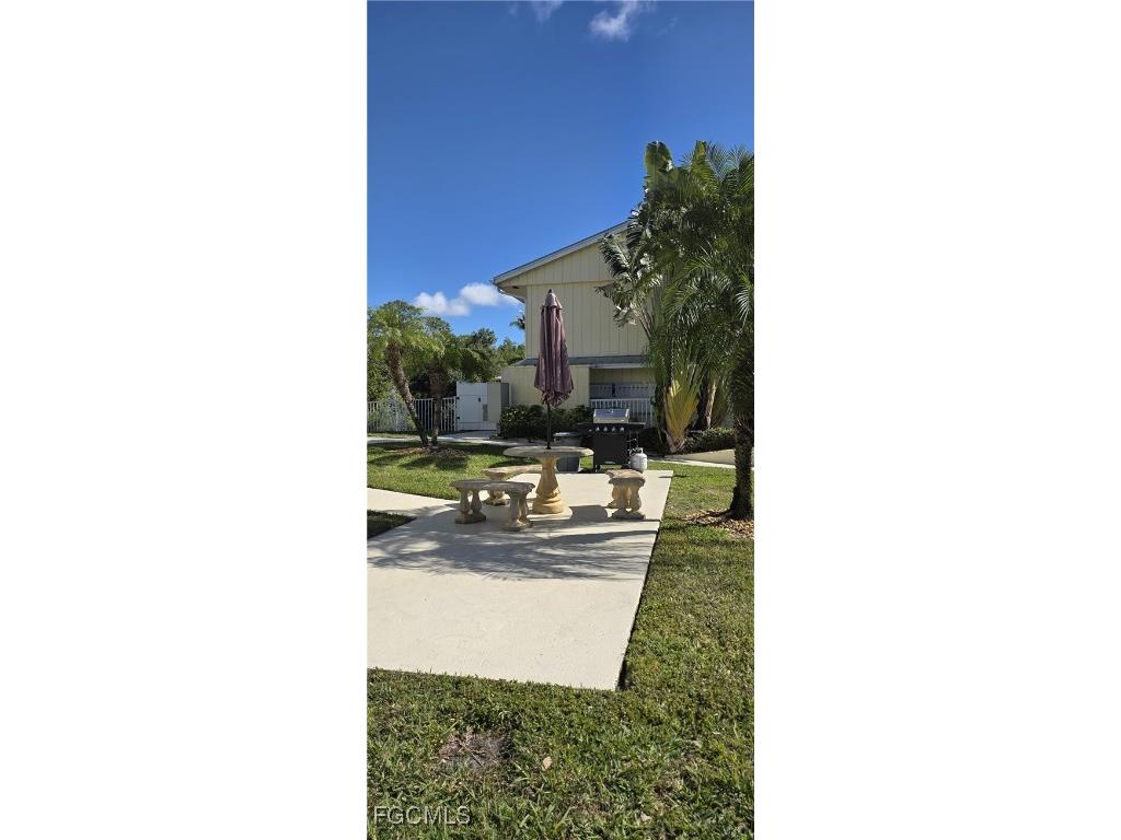 4617 Bayshore Drive #H2 Naples FL 34112 2026004301 image30