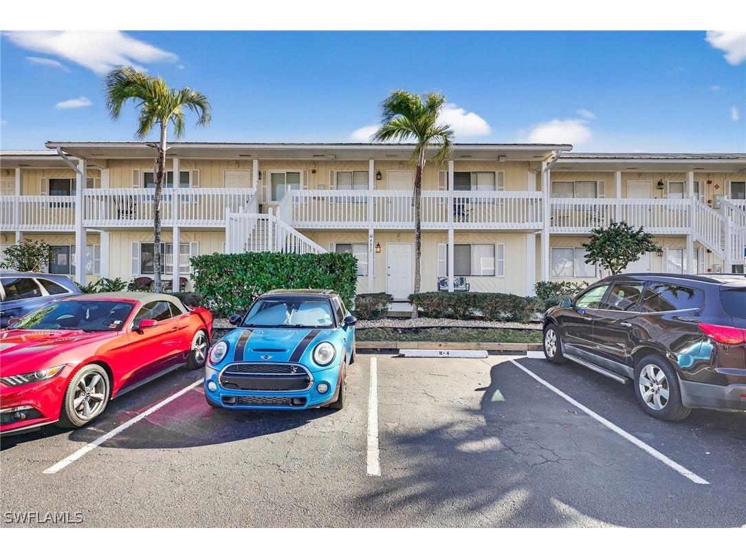 4617 Bayshore Drive #H4 Naples FL 34112 226012419 image1