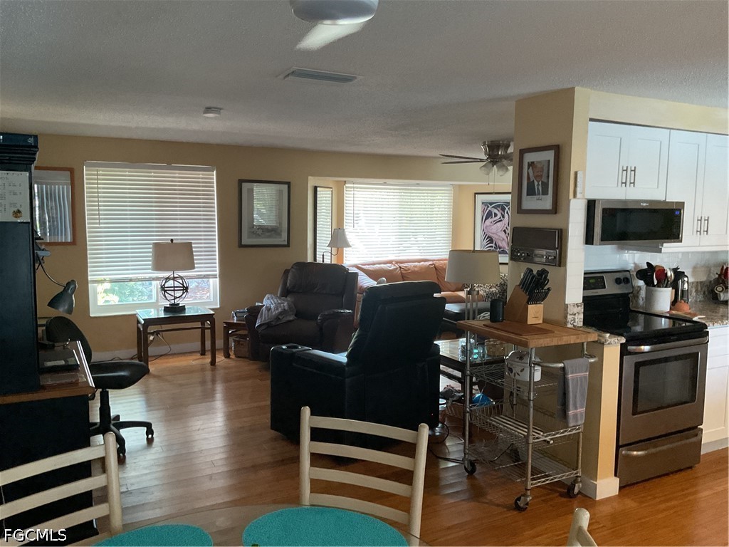 4617 Forest Glen Drive North Fort Myers FL 33903 2026014726 image25