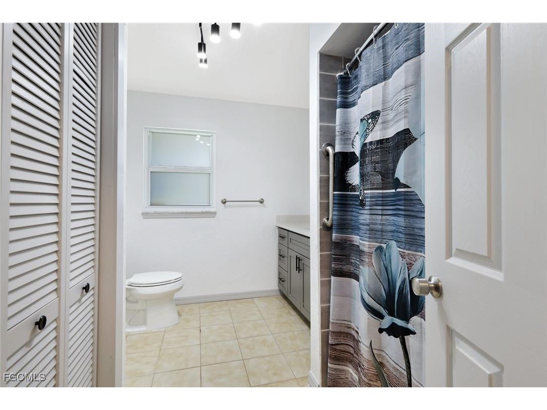 4619 Rue Bayou Sanibel FL 33957 2025025437 image26