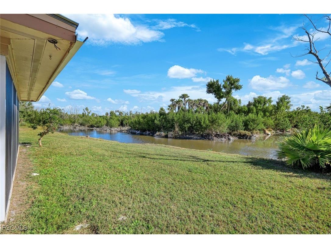 4619 Rue Bayou Sanibel FL 33957 2025025437 image36