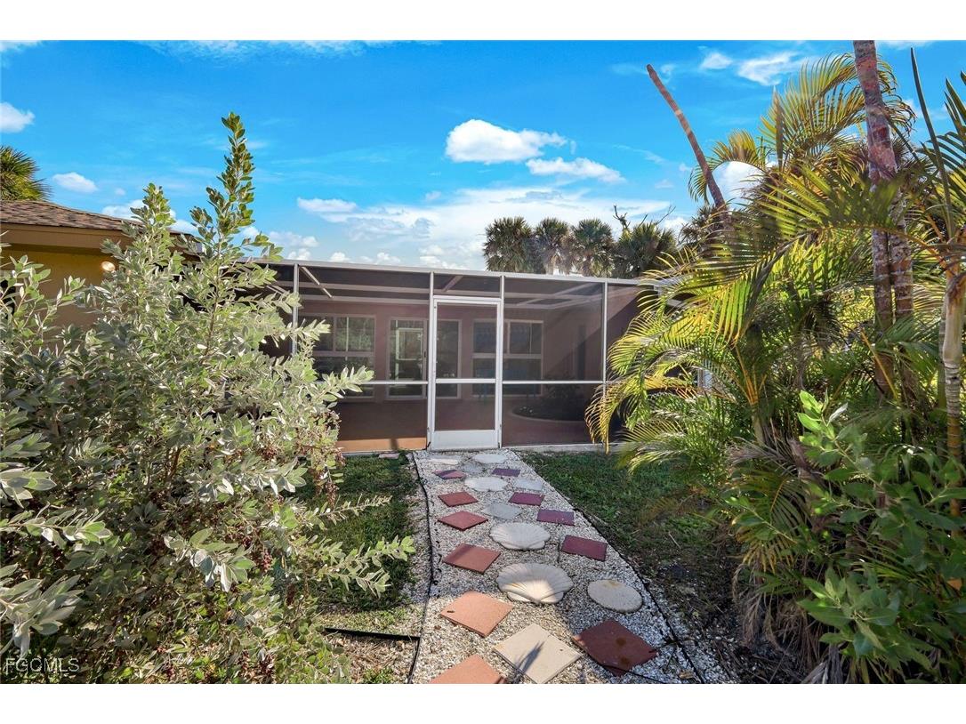 4619 Rue Bayou Sanibel FL 33957 2025025437 image5