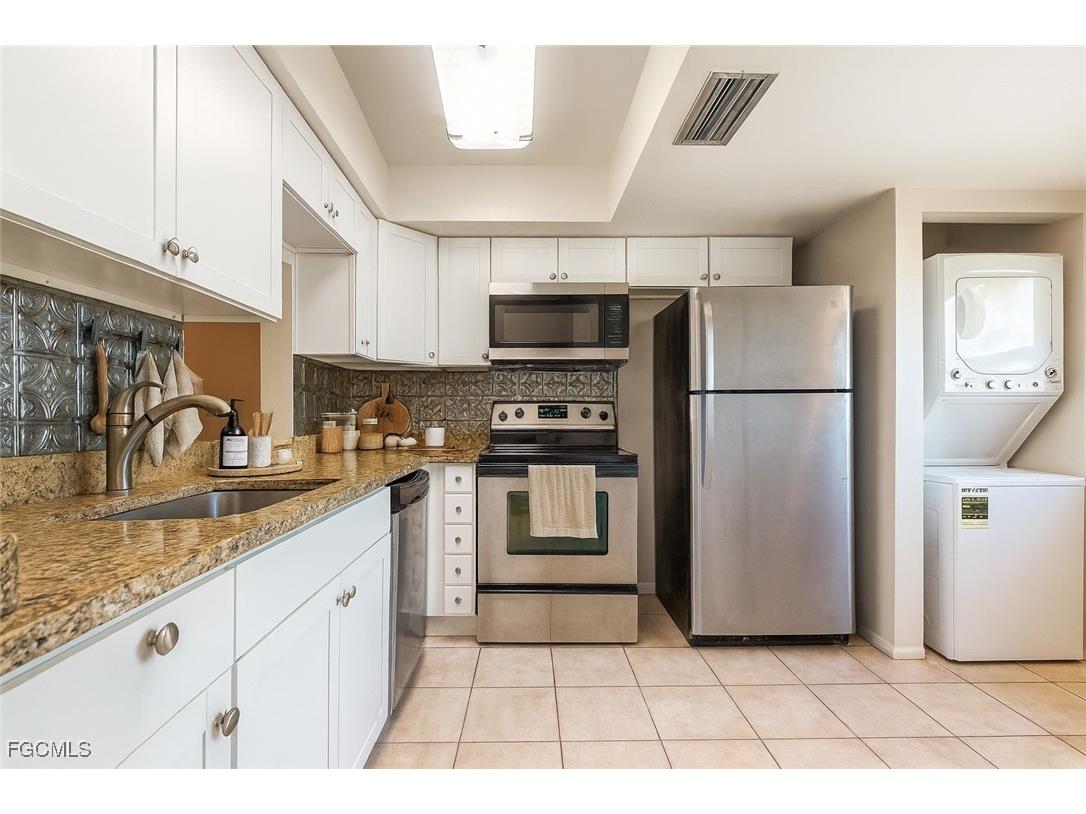 4619 SE 5th Place #1 Cape Coral FL 33904 2025020269 image4