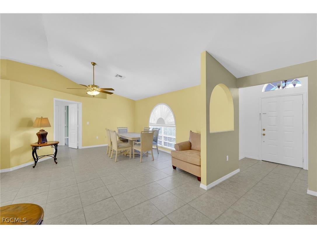 4619 SW 20th Place Cape Coral FL 33914 2026008344 image3