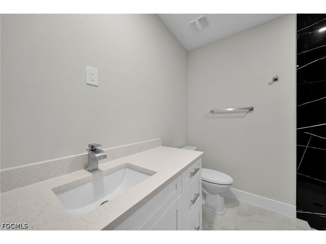 462 Lampion Avenue S Lehigh Acres FL 33974 2026026286 image9