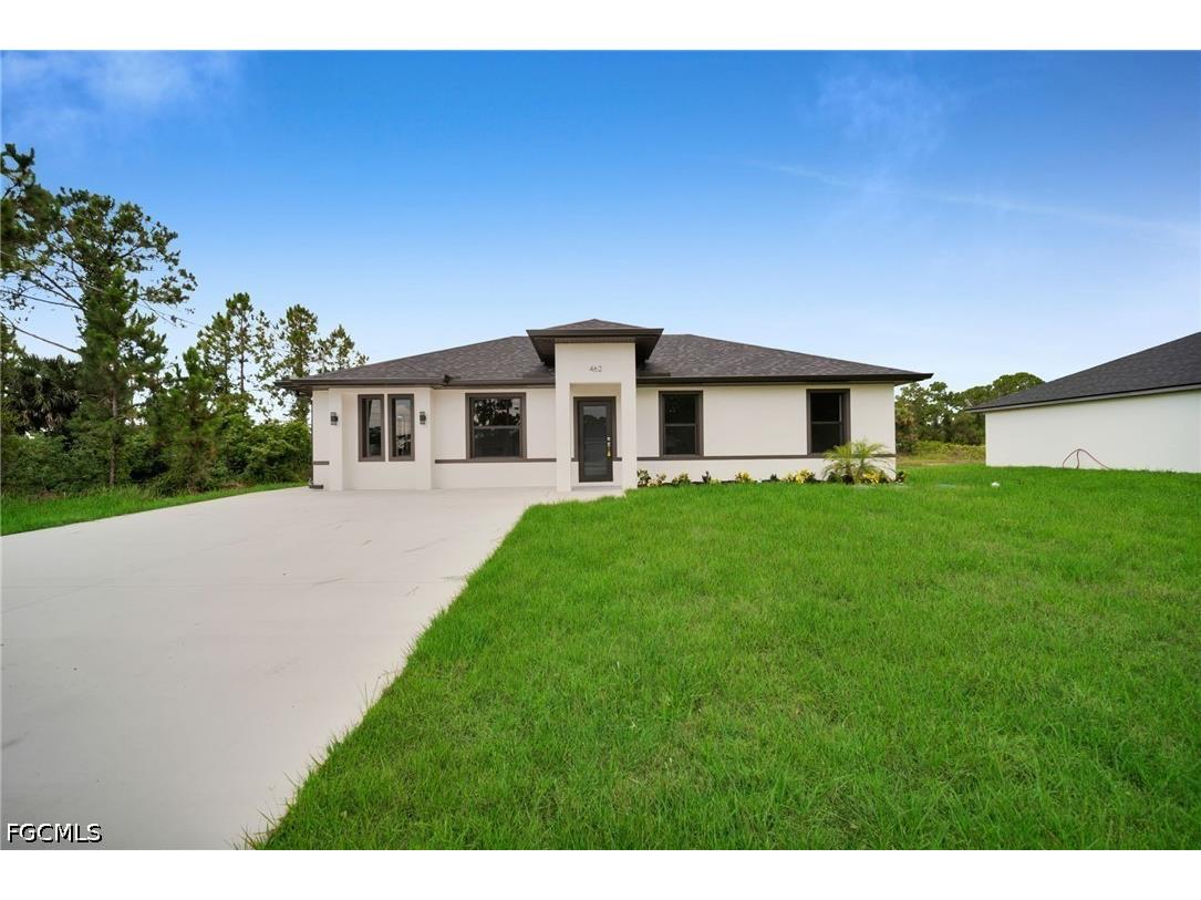 462 Lampion Avenue S #MAIN HOUSE Lehigh Acres FL 33974 2026026279 image1