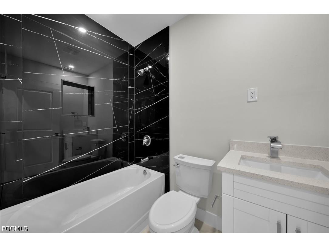 462 Lampion Avenue S #MAIN HOUSE Lehigh Acres FL 33974 2026026279 image11
