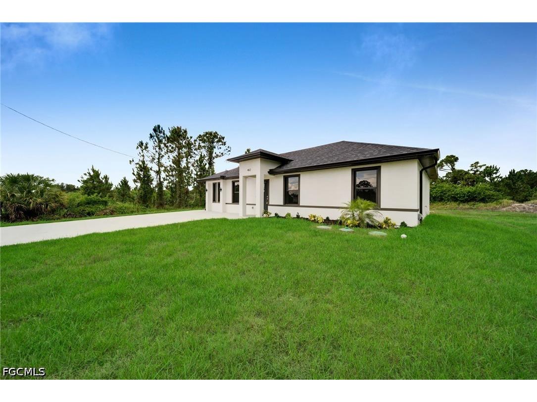 462 Lampion Avenue S #MAIN HOUSE Lehigh Acres FL 33974 2026026279 image19