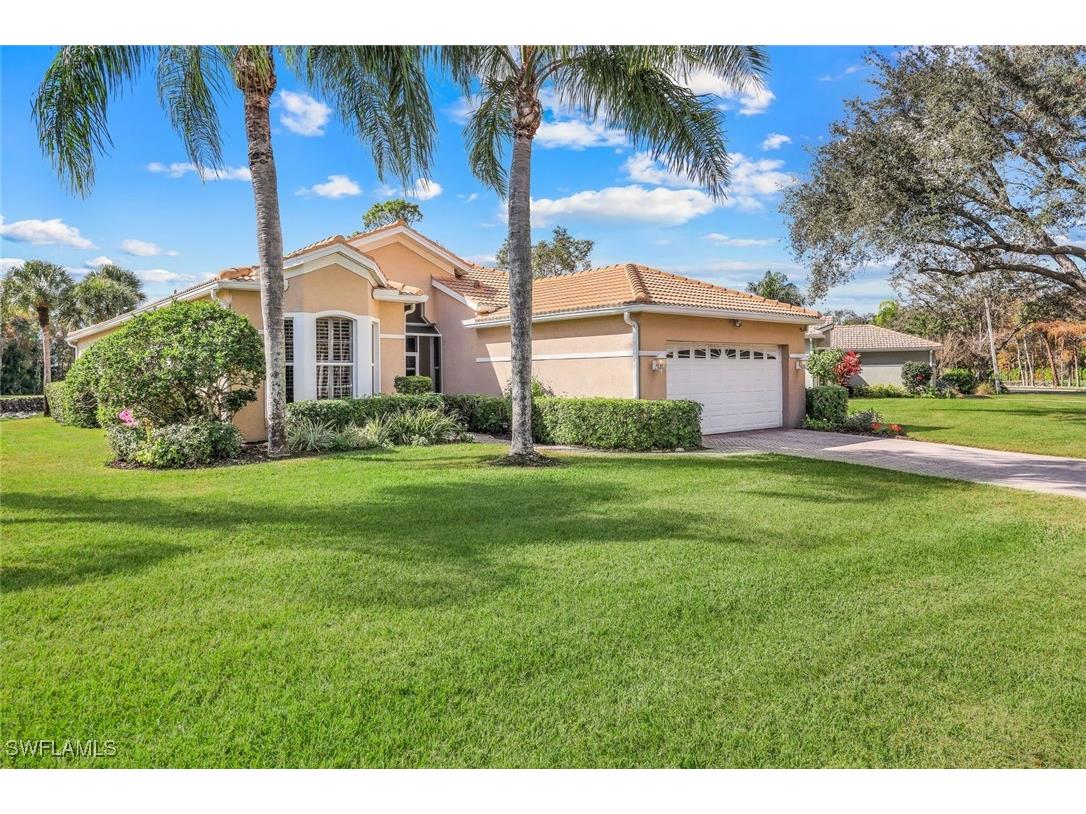 462 Preswick Lane SW Naples FL 34120 225084866 image1