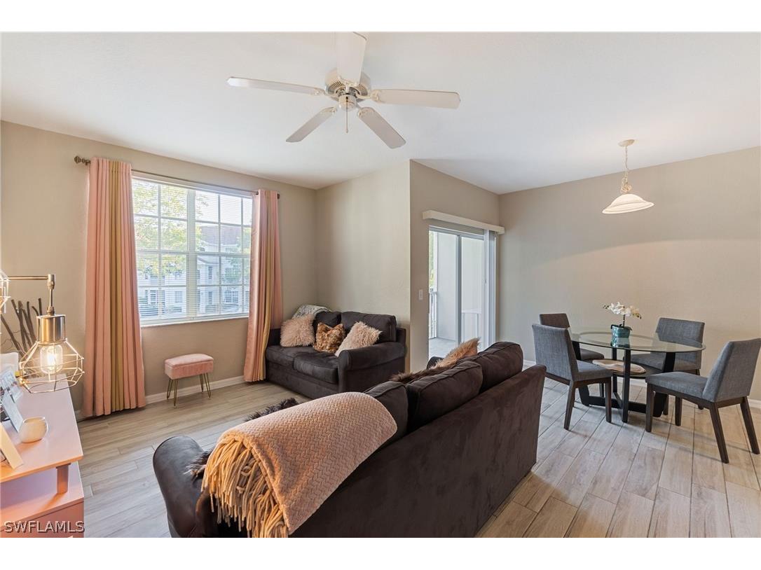 4620 Saint Croix Lane #928 Naples FL 34109 224036538 image1