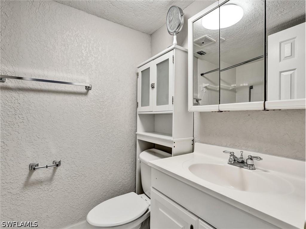 4621 Bayshore Drive #Q1 Naples FL 34112 226019488 image19
