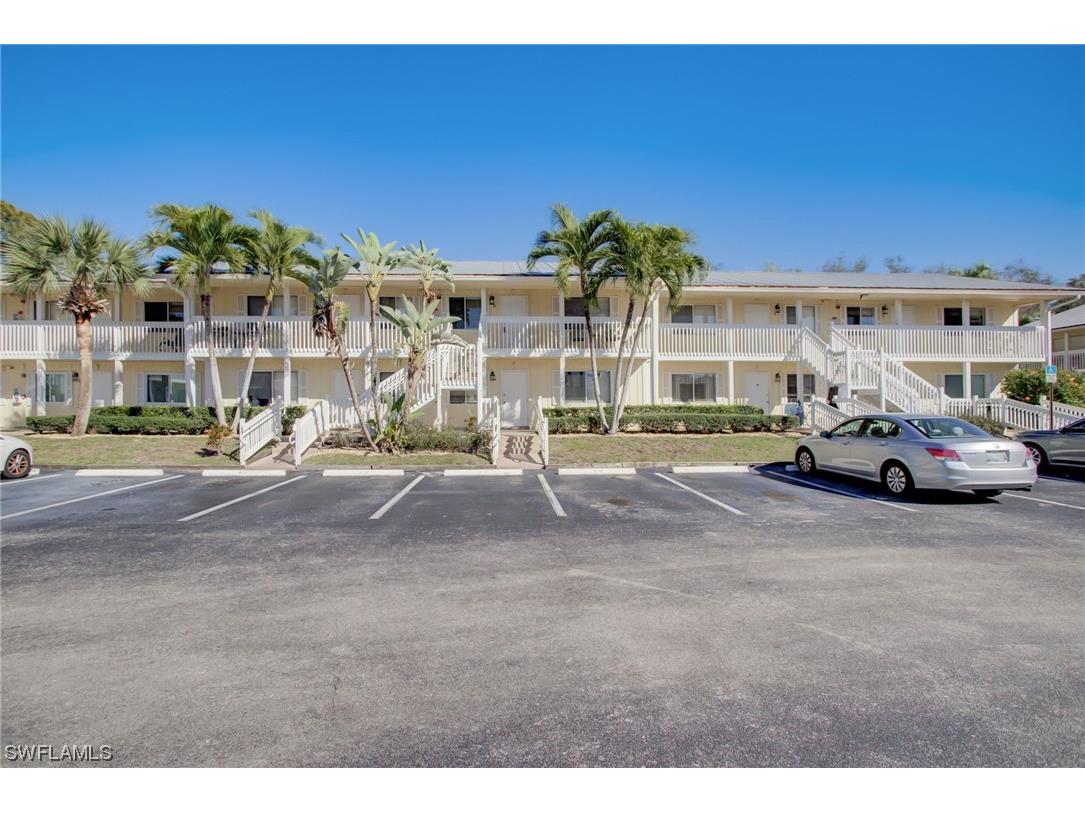 4621 Bayshore Drive #Q10 Naples FL 34112 224012505 image1