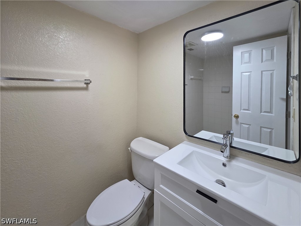 4621 Bayshore Drive #Q3 Naples FL 34112 226017442 image4