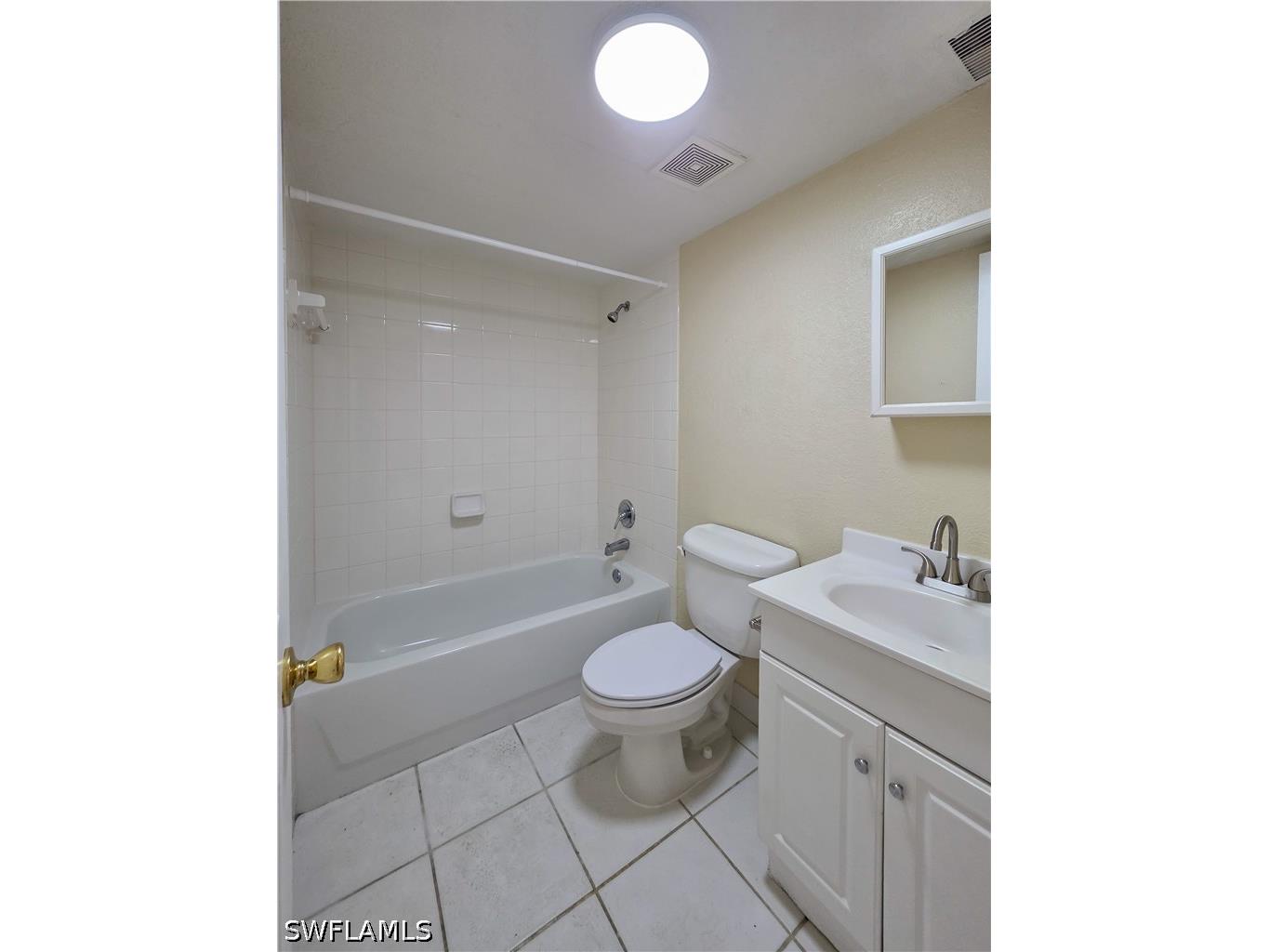 4621 Bayshore Drive #Q3 Naples FL 34112 226017442 image9