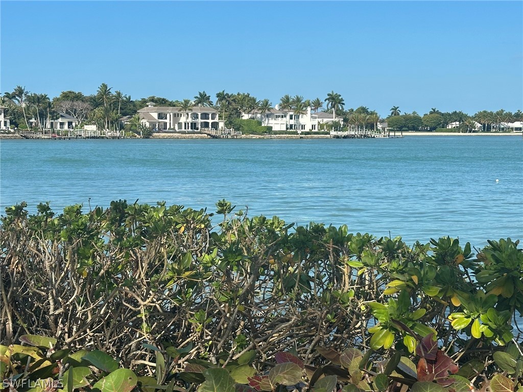 4621 Bayshore Drive #Q6 Naples FL 34112 226009407 image20