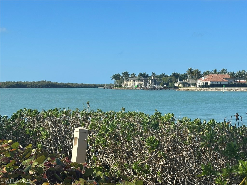 4621 Bayshore Drive #Q6 Naples FL 34112 226009407 image22
