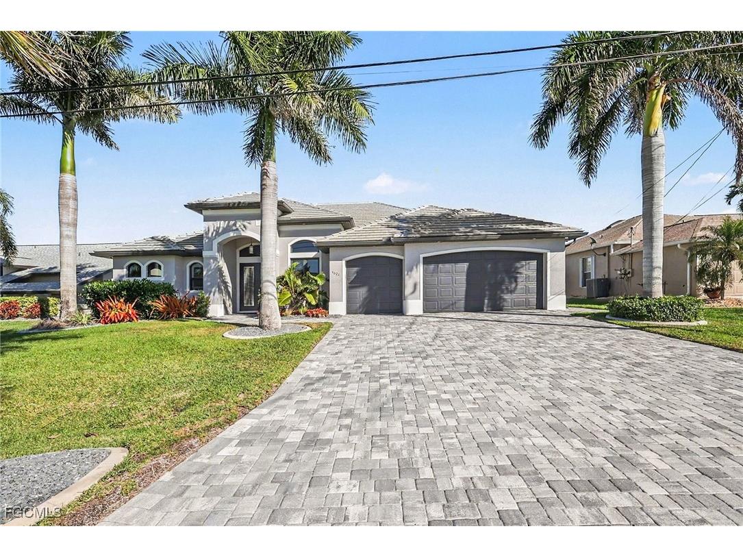 4621 SW 17th Place Cape Coral FL 33914 2026004344 image1