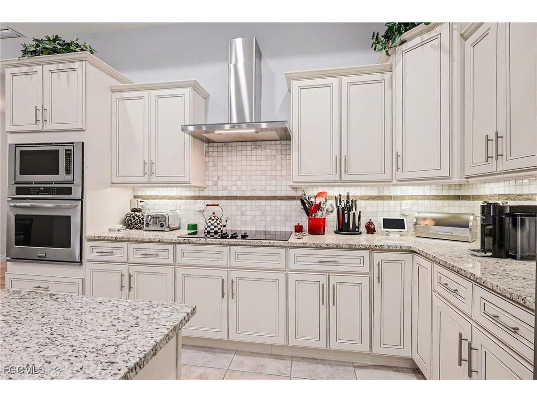 4621 SW 17th Place Cape Coral FL 33914 2026004344 image3