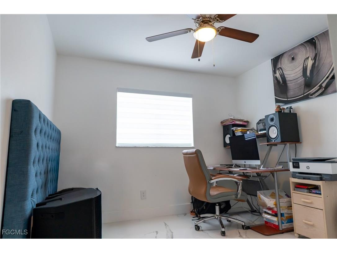 4623 Jacaranda Parkway W Cape Coral FL 33993 2025013158 image23