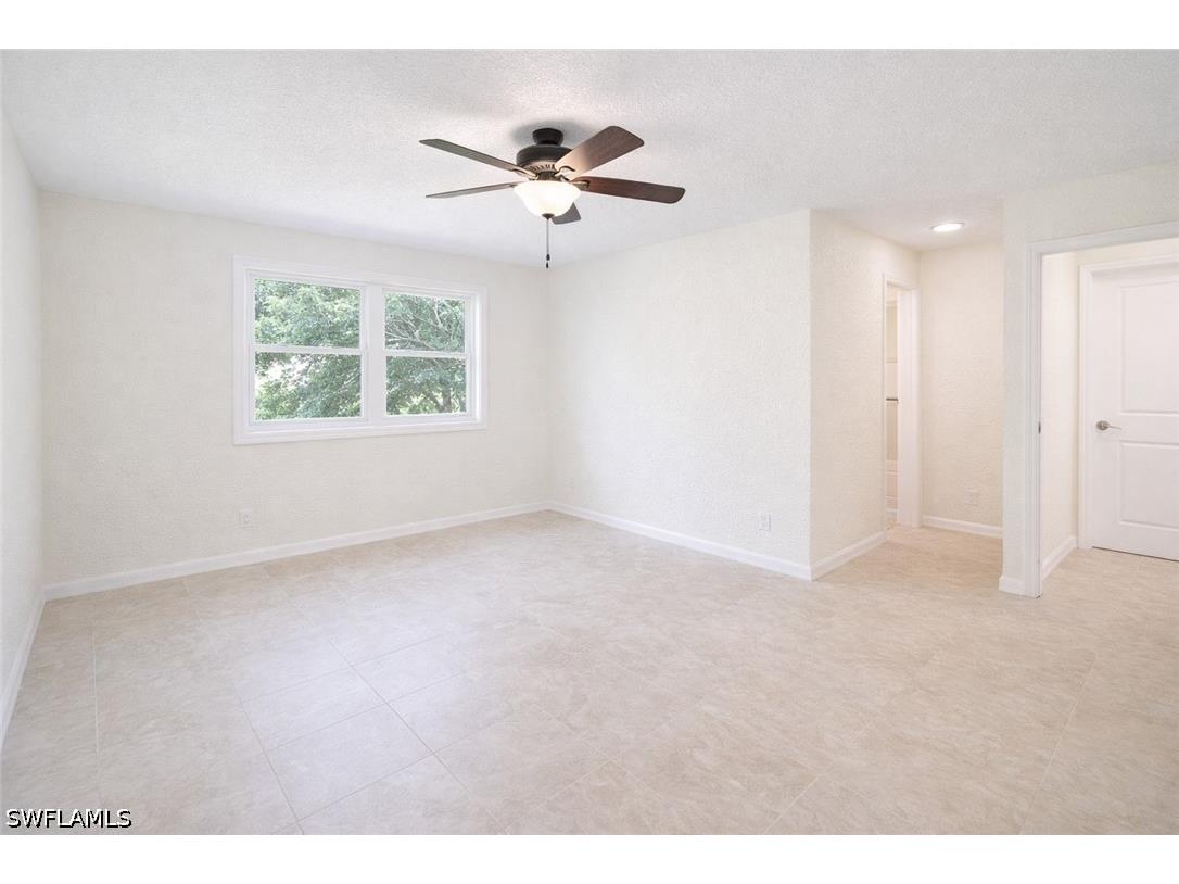 4625 Bayshore Drive #D1 Naples FL 34112 226015896 image5